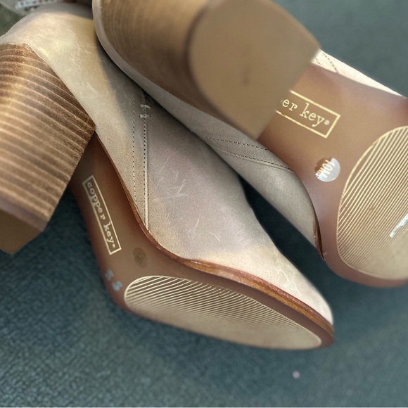 Copper Key booties size 10 - Picture 5 of 6